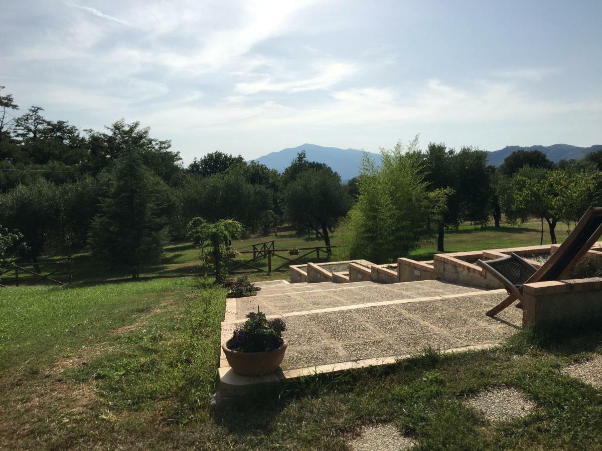 발로 델라 루카니아 Corbezzolo B&B 외부 사진