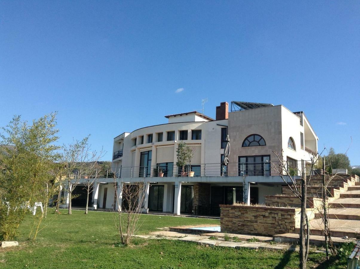 발로 델라 루카니아 Corbezzolo B&B 외부 사진